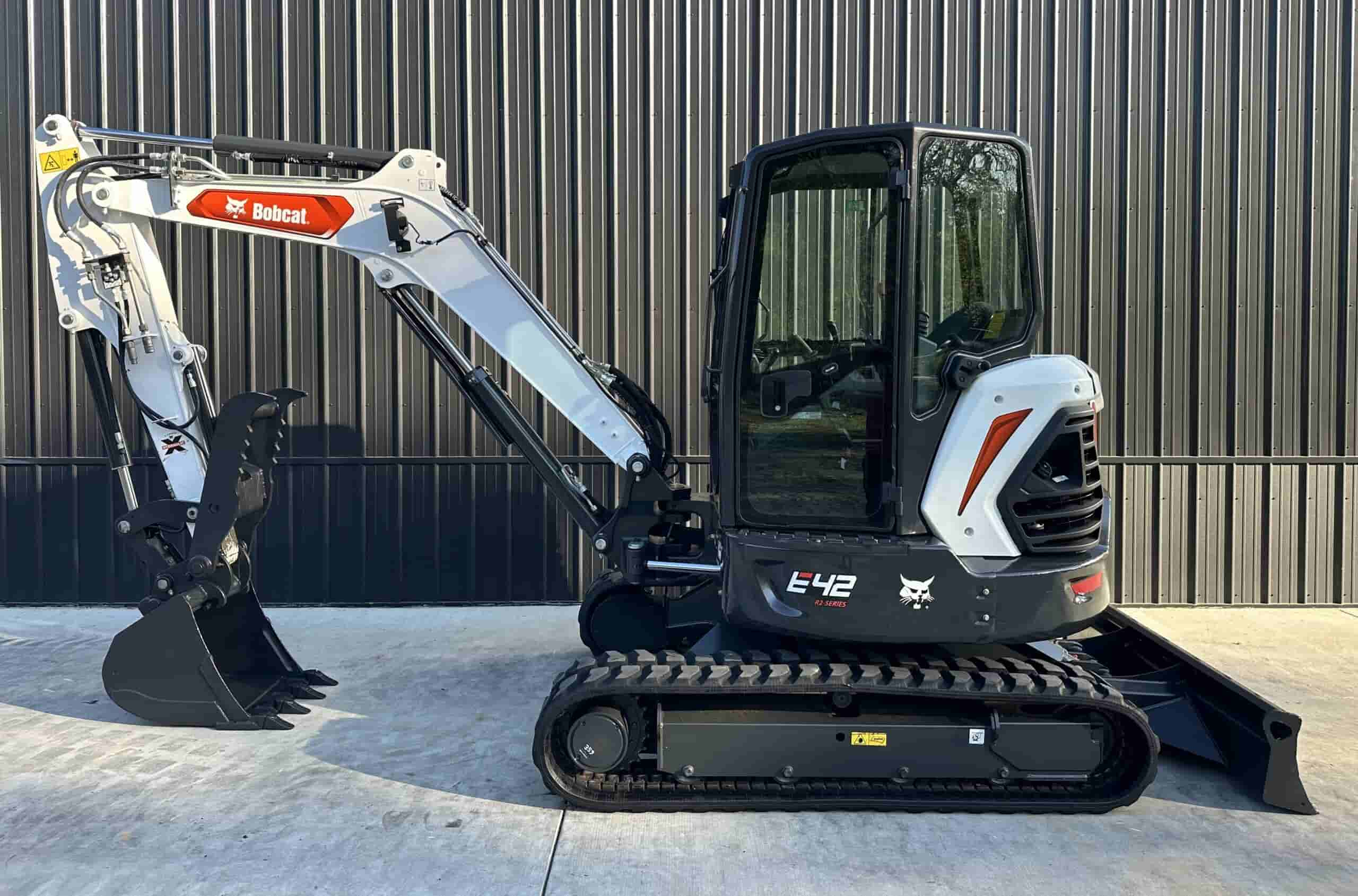 2020 BOBCAT E42 LONG ARM
